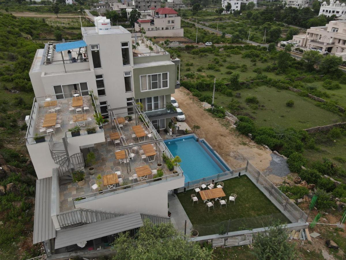 Suramya-A Luxury Boutique Hotel Udaipur Esterno foto