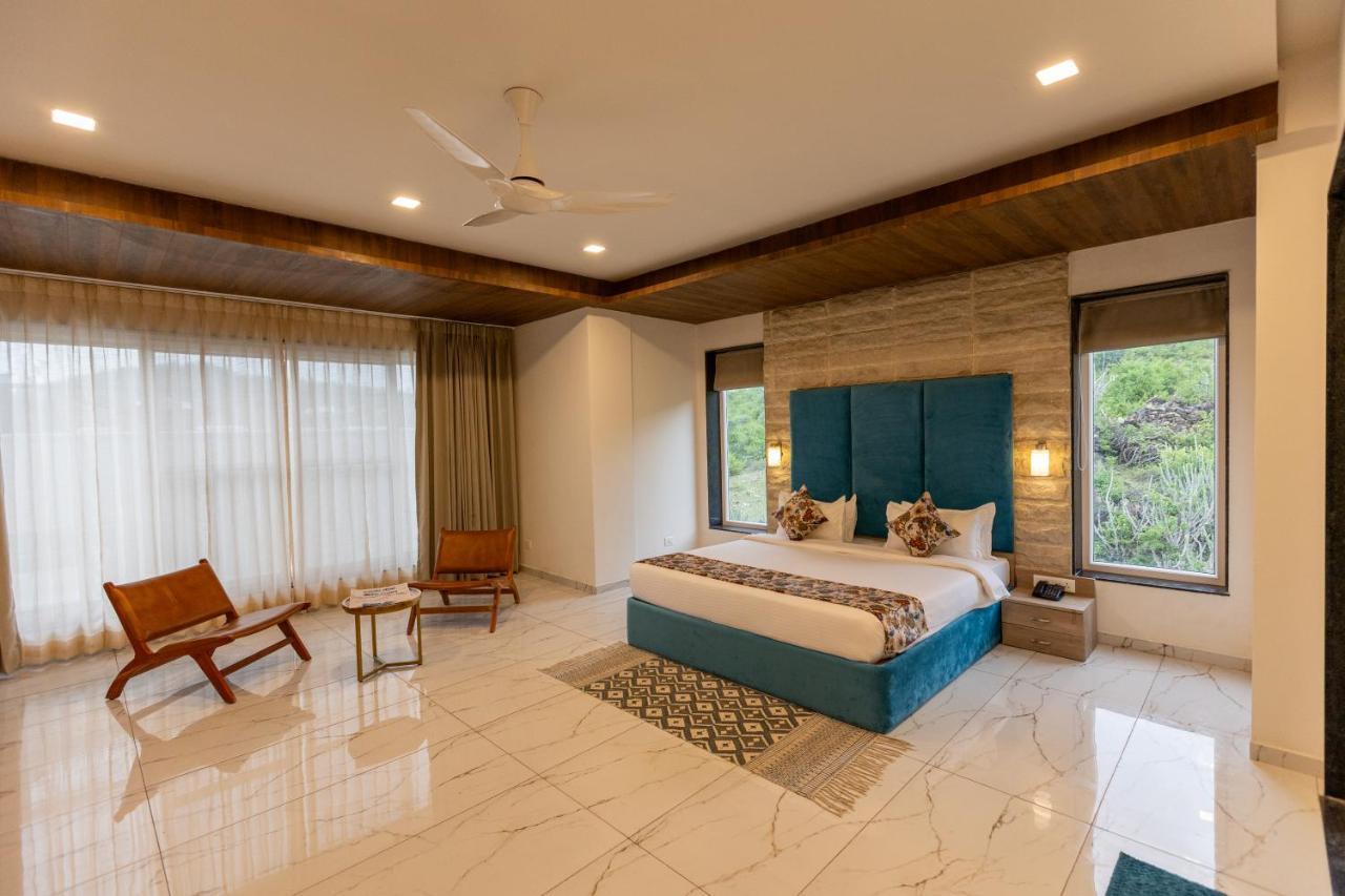 Suramya-A Luxury Boutique Hotel Udaipur Esterno foto