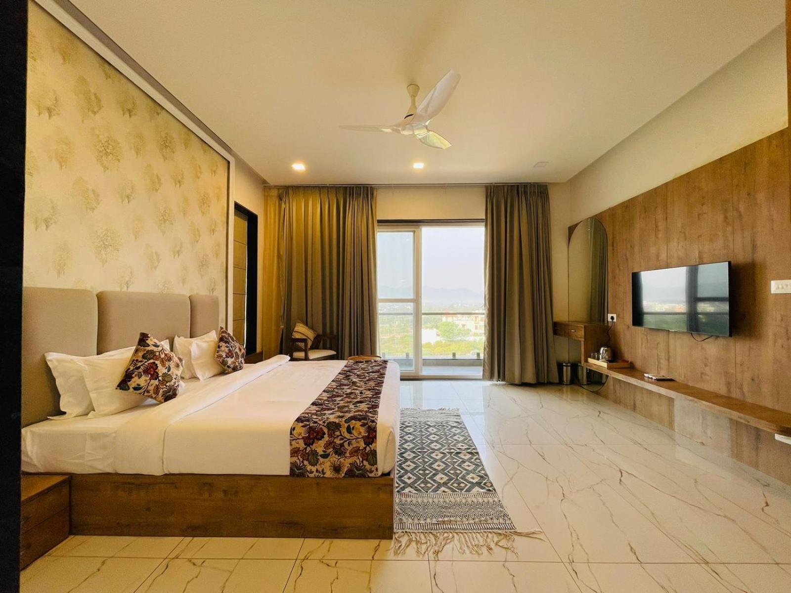 Suramya-A Luxury Boutique Hotel Udaipur Esterno foto